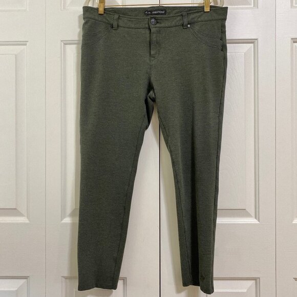 Maurices Pants - Maurices Green Jeggings  Size 0X